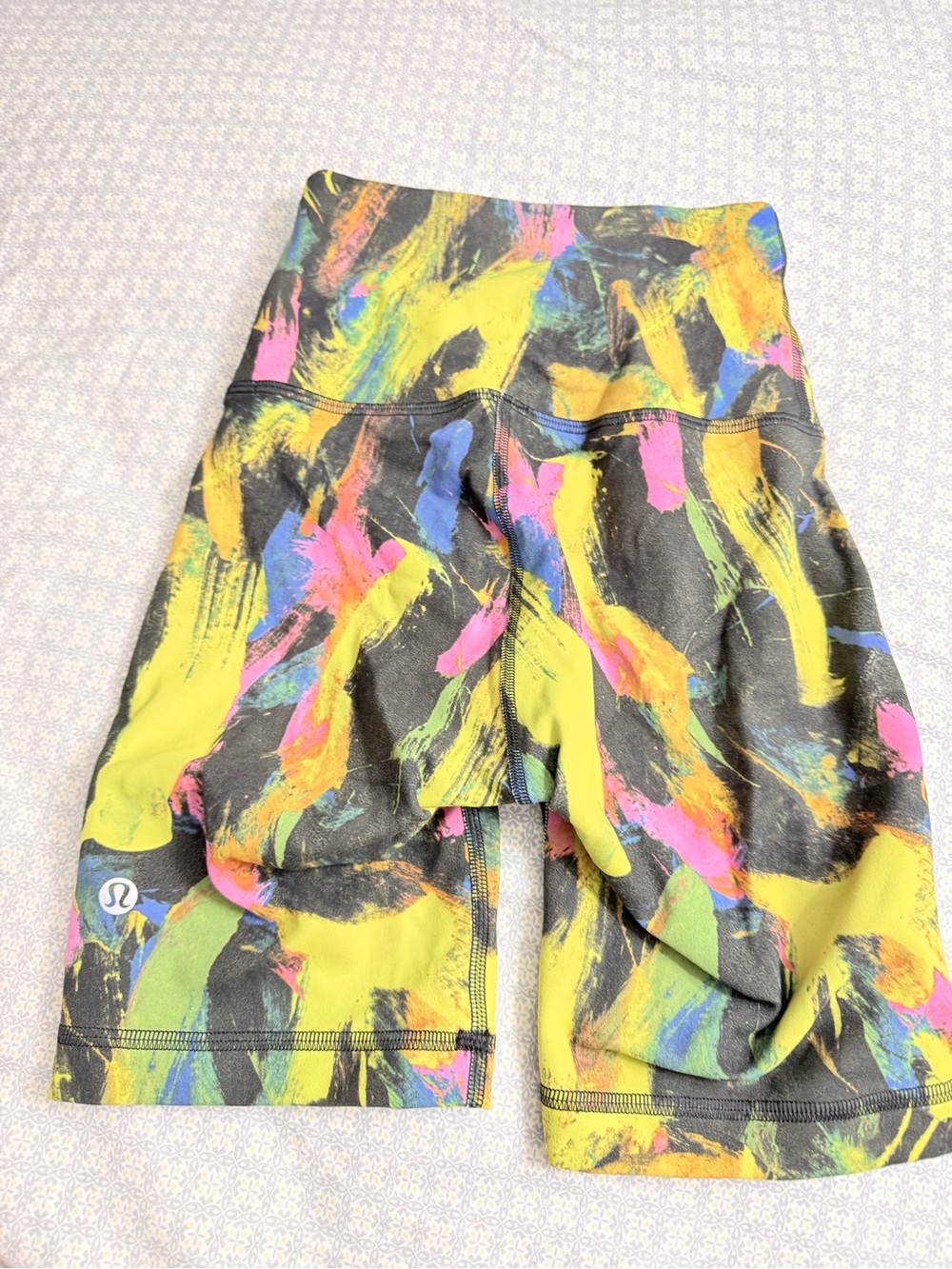 Lululemon Athletica Women’s/Youth Multicolor Abstract Print Shorts Size 0